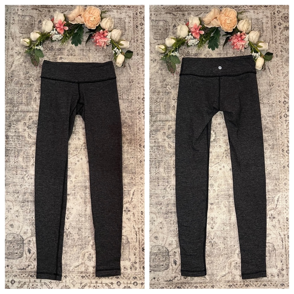 RARE Lululemon *Brushed* Wunder Under Tight Grey Black Strip Sz 6